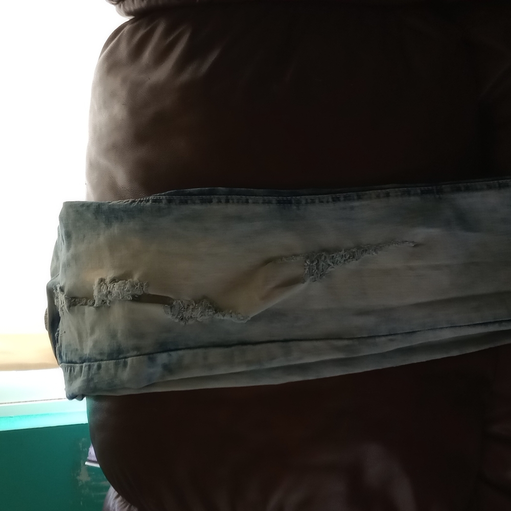 Jeans - Picture 2 of 2